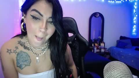 Snapshot of anastasiabasst__ chatting on February 3, 8:35 am Jennyfer.... but u can say me Anastasia online show from February 3, 8:35 am