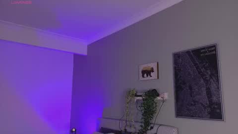 Kendra  online show from March 13, 10:07 am