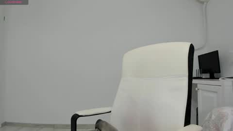 Andreea online show from May 15, 5:16 am