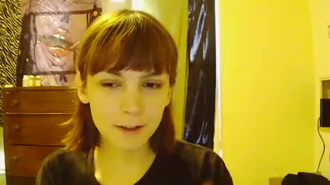 andrea online show from November 12, 6:32 pm