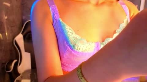 andrea_tx online show from January 11, 1:39 pm