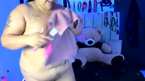 andreaakinky online show from January 15, 9:51 am