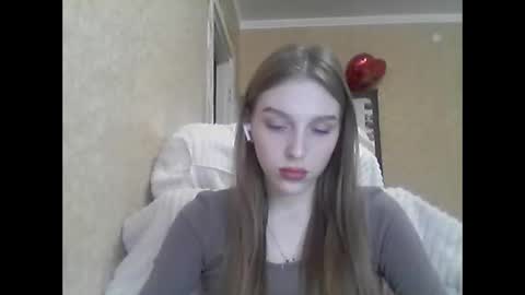 AndreaxHoney online show from March 4, 2:10 pm