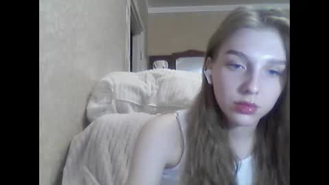 AndreaxHoney online show from March 5, 3:07 pm