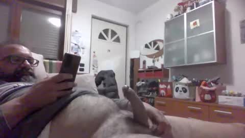 Andre online show from April 7, 9:06 pm