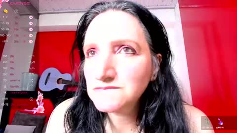 Snapshot of andrefoxx_ chatting on October 2, 6:12 am andre online show from October 2, 6:12 am
