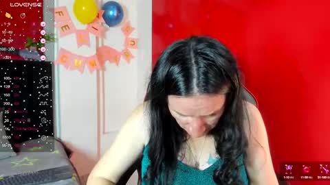 Snapshot of andrefoxx_ chatting on October 9, 5:24 am andre online show from October 9, 5:24 am