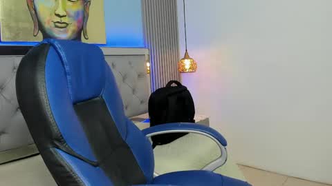 IM ANDRES online show from April 30, 12:37 am