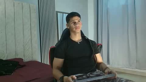 Snapshot of andres_stud777 chatting on September 30, 5:07 am ANDRES online show from September 30, 5:07 am
