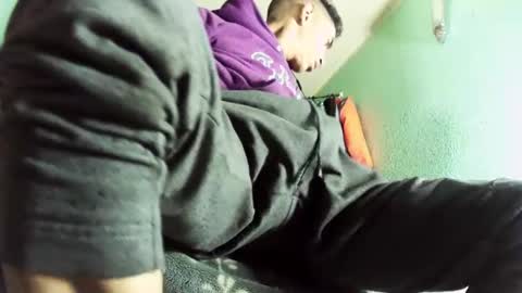 andrescaraballo18 online show from October 2, 2:32 am