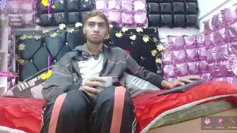 andresdark_07 online show from December 3, 3:18 am