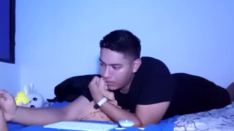 andressdser online show from January 19, 2:43 am