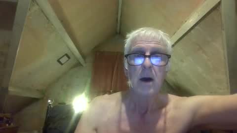 Andrew online show from April 12, 9:52 pm