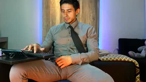 Andrew online show from September 9, 5:07 am