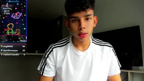 Andrew M. online show from February 9, 7:19 pm