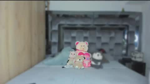 Andrew M. online show from November 22, 11:57 pm