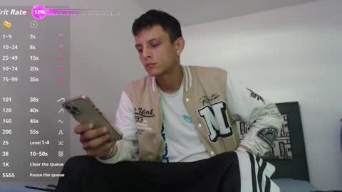 Snapshot of andrewcooper1 chatting on October 15, 5:36 pm andrew online show from October 15, 5:36 pm