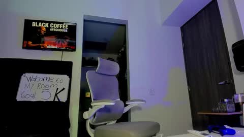 Andrew Johnson online show from October 22, 12:36 am