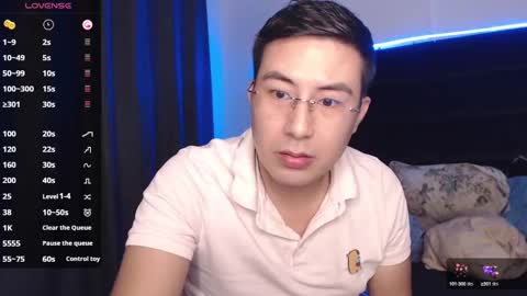 andrewmhilton_ online show from March 12, 2:09 am