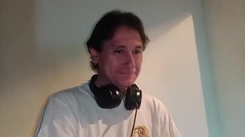 Andres online show from December 16, 2:04 am