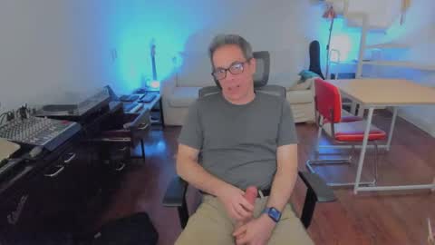 Andrew online show from September 8, 4:28 pm