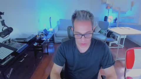 Andrew online show from March 1, 1:48 pm