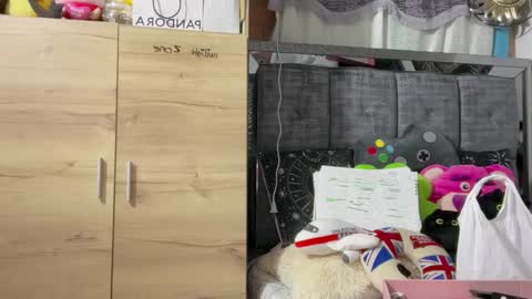 Andy online show from December 3, 1:01 pm