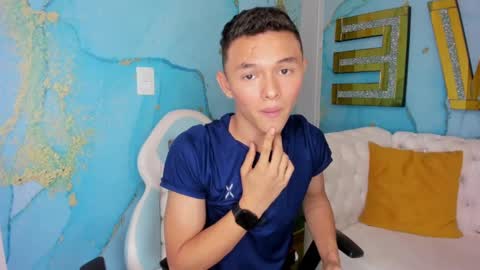 Snapshot of andy_dior18 chatting on March 8, 2:12 am ANDY online show from March 8, 2:12 am