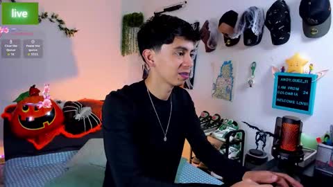 andy_guez_11 online show from October 20, 10:09 am