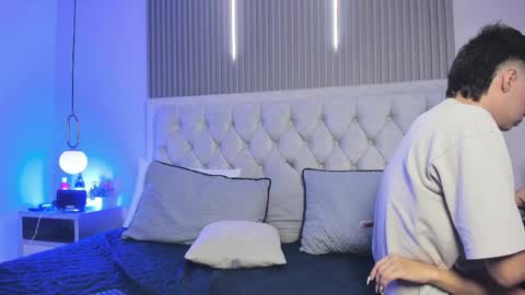 We are Andy and May online show from April 14, 1:58 pm