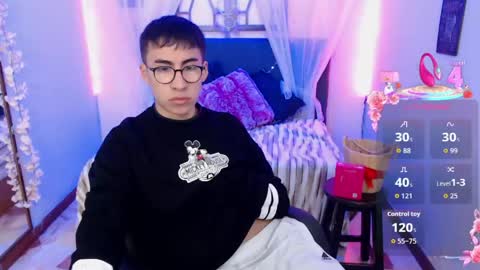 Andy online show from May 17, 4:11 am