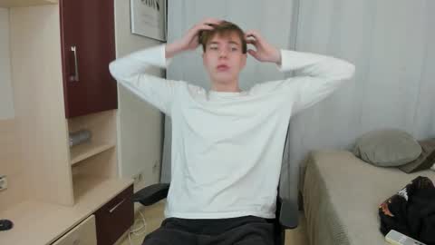 Mandy and Andy online show from September 26, 8:50 pm