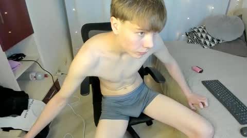 Mandy and Andy online show from September 29, 9:03 pm