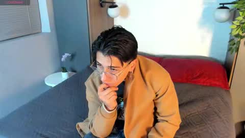 Andy Joy  online show from December 2, 11:19 am