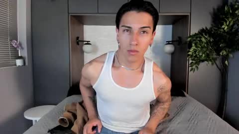Andy Joy  online show from May 10, 11:49 am