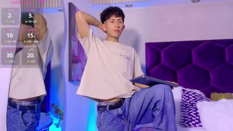 andyjustgame  online show from May 18, 4:07 am