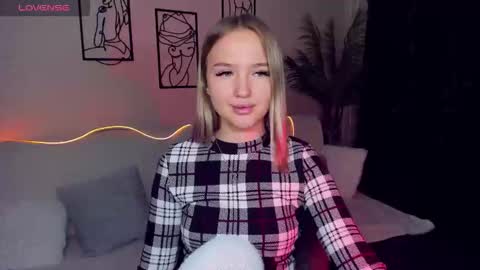 Anfisa online show from December 1, 8:51 pm