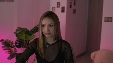 Angel online show from April 29, 3:39 pm