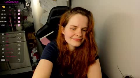 Snapshot of angel7you chatting on February 13, 9:39 pm Eva online show from February 13, 9:39 pm