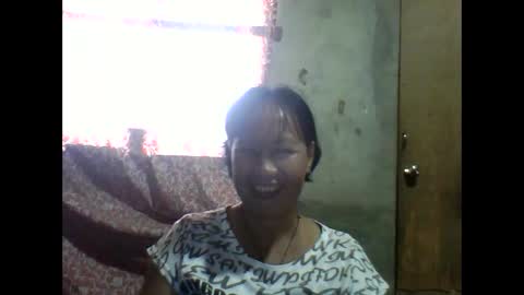 Snapshot of angel_maria123 chatting on October 30, 7:09 am angel_maria123 online show from October 30, 7:09 am