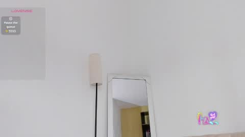 angela_garciaa online show from May 27, 8:50 pm