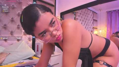 Angela online show from March 7, 2:17 pm