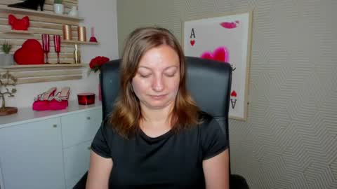 Angela online show from July 22, 10:50 am