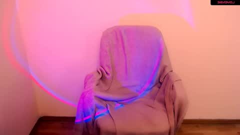 Snapshot of angelalice_ chatting on October 4, 10:57 am Alice online show from October 4, 10:57 am