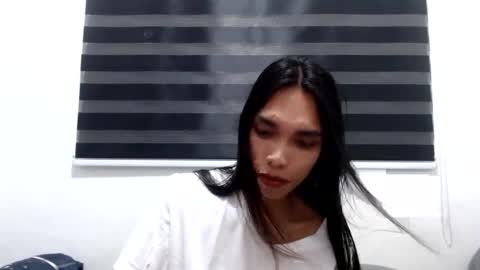 SENORITA online show from February 6, 12:48 pm