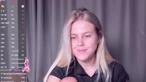 Darsi Anty online show from October 3, 4:48 pm