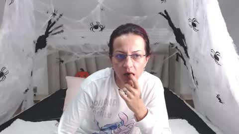 angelcat001 online show from October 24, 5:14 pm