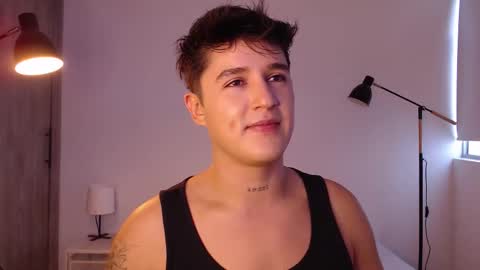 Angel online show from November 8, 8:01 pm