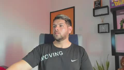 Snapshot of angelcute3 chatting on October 14, 4:43 pm angel online show from October 14, 4:43 pm