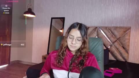 Snapshot of angeles_azul chatting on October 4, 1:42 pm angel online show from October 4, 1:42 pm